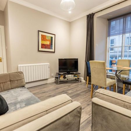 Two Bedroom Apartment Within Walking Distance To City Centre EDI Exterior foto
